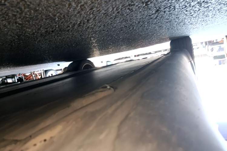 Used Tesla Model Y 2022 Revised Version Rear-Wheel Drive Right Side Sill