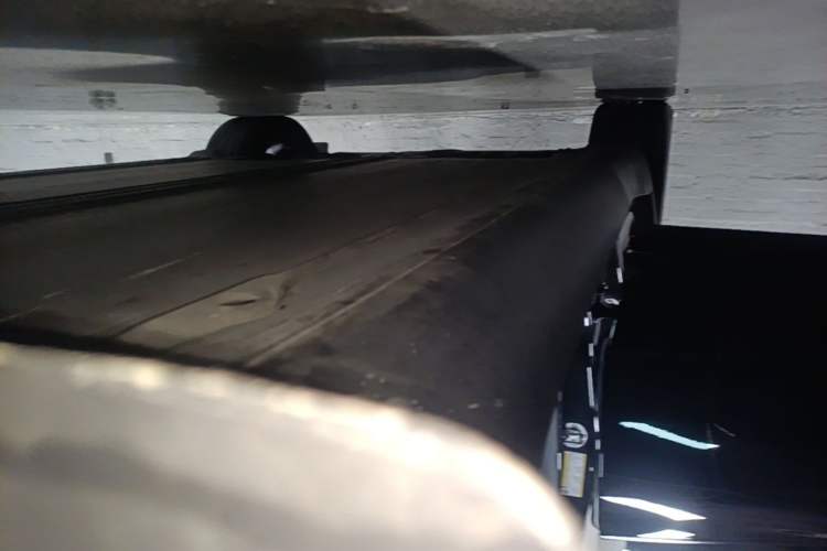 Used Tesla Model Y 2022 Revised Version Rear-Wheel Drive Right Side Sill