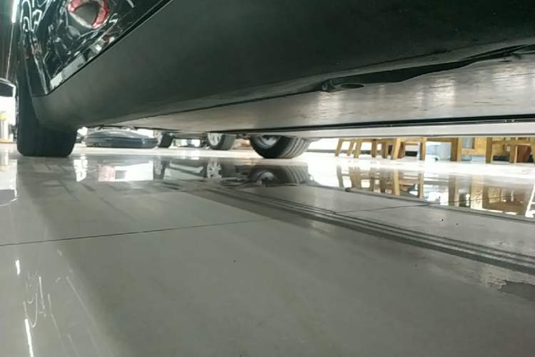 Used Tesla Model Y 2022 Revised Version Rear-Wheel Drive Right Side Sill
