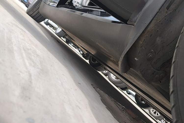 Used Tesla Model Y 2022 Revised Version Rear-Wheel Drive Right Side Sill