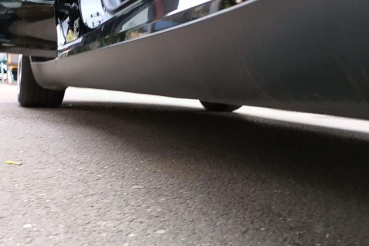 Used Tesla Model Y 2022 Revised Version Rear-Wheel Drive Right Side Sill