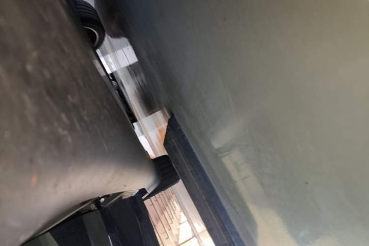 Used Tesla Model Y 2022 Revised Version Rear-Wheel Drive Right Side Sill