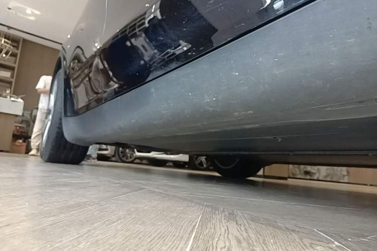 Used Tesla Model Y 2022 Revised Version Rear-Wheel Drive Right Side Sill