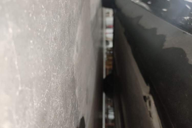 Used Tesla Model Y 2022 Revised Version Rear-Wheel Drive Right Side Sill