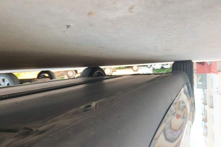 Used Tesla Model Y 2022 Revised Version Rear-Wheel Drive Right Side Sill