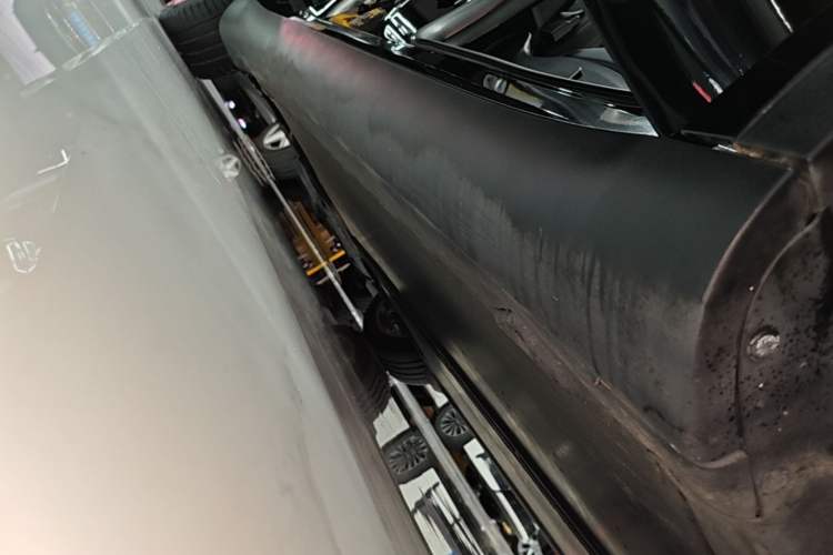 Used Tesla Model Y 2022 Revised Version Rear-Wheel Drive Right Side Sill