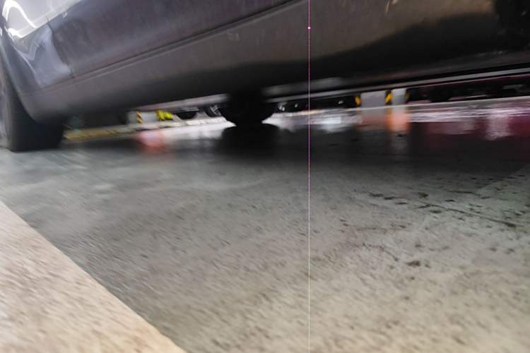 Used Tesla Model Y 2022 Revised Version Rear-Wheel Drive Right Side Sill