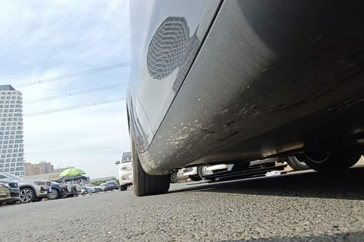 Used Tesla Model Y 2022 Revised Version Rear-Wheel Drive Right Side Sill
