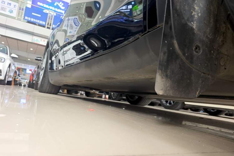 Used Tesla Model Y 2022 Revised Version Rear-Wheel Drive Right Side Sill