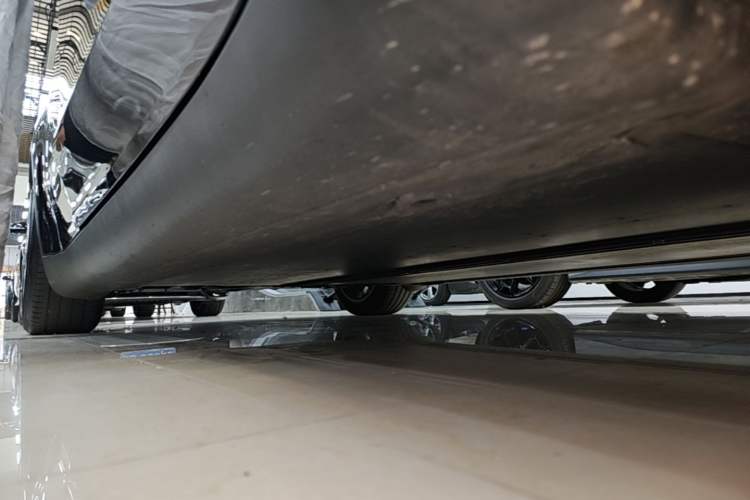 Used Tesla Model Y 2022 Revised Version Rear-Wheel Drive Right Side Sill