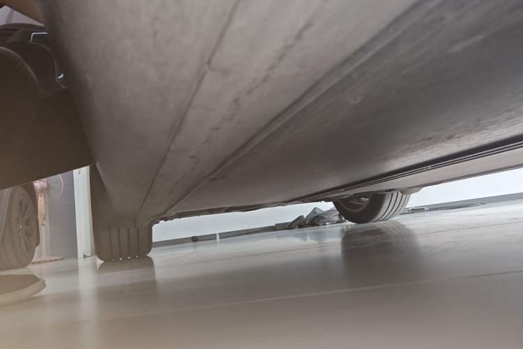 Used Tesla Model Y 2022 Revised Version Rear-Wheel Drive Right Side Sill