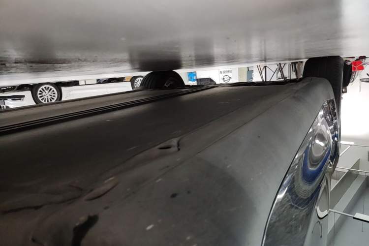 Used Tesla Model Y 2022 Revised Version Rear-Wheel Drive Right Side Sill