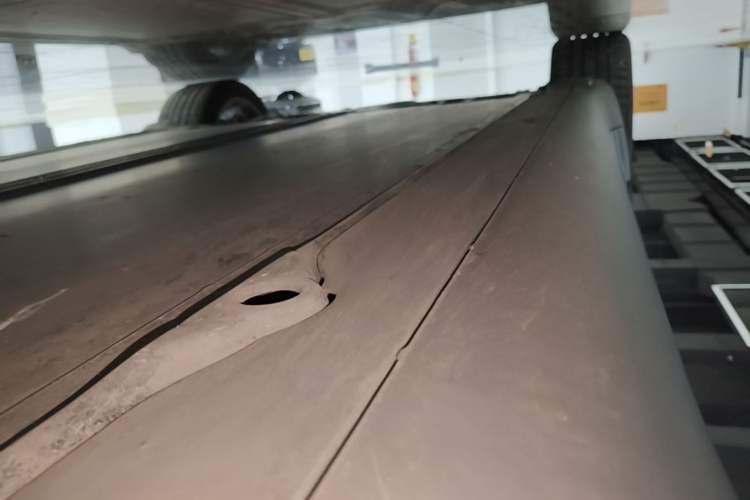 Used Tesla Model Y 2022 Revised Version Rear-Wheel Drive Right Side Sill