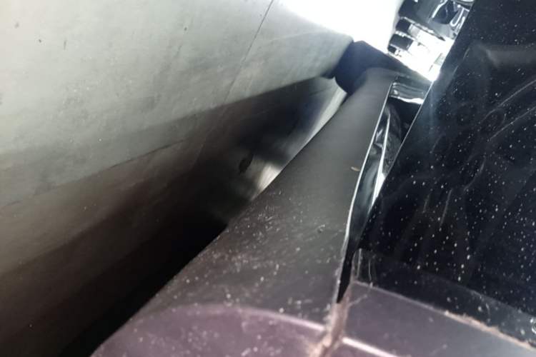 Used Tesla Model Y 2022 Revised Version Rear-Wheel Drive Right Side Sill