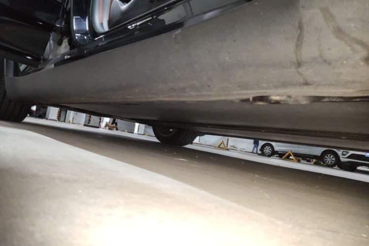 Used Tesla Model Y 2022 Revised Version Rear-Wheel Drive Right Side Sill