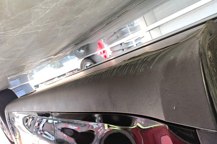 Used Tesla Model Y 2022 Revised Version Rear-Wheel Drive Right Side Sill