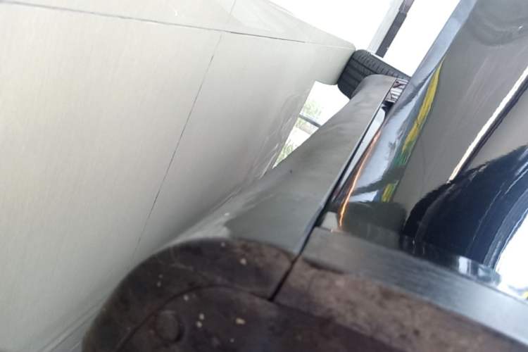 Used Tesla Model Y 2022 Revised Version Rear-Wheel Drive Right Side Sill
