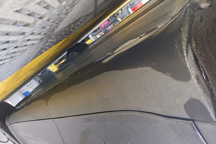 Used Tesla Model Y 2022 Revised Version Rear-Wheel Drive Right Side Sill