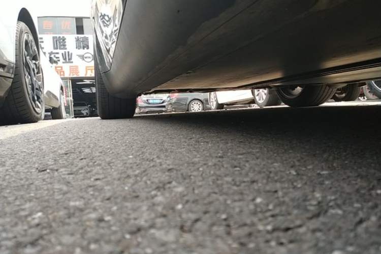 Used Tesla Model Y 2022 Revised Version Rear-Wheel Drive Right Side Sill