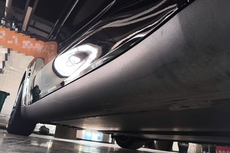 Used Tesla Model Y 2022 Rear-Wheel-Drive Version Right Side Sill