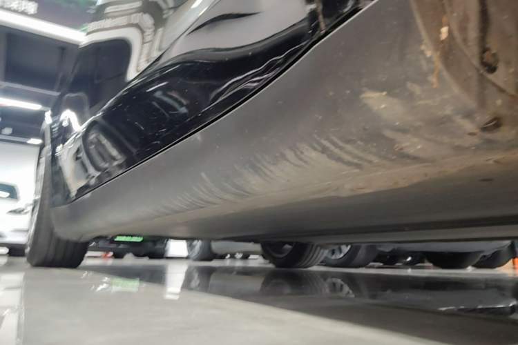 Used Tesla Model Y 2022 Revised Version Rear-Wheel Drive Right Side Sill