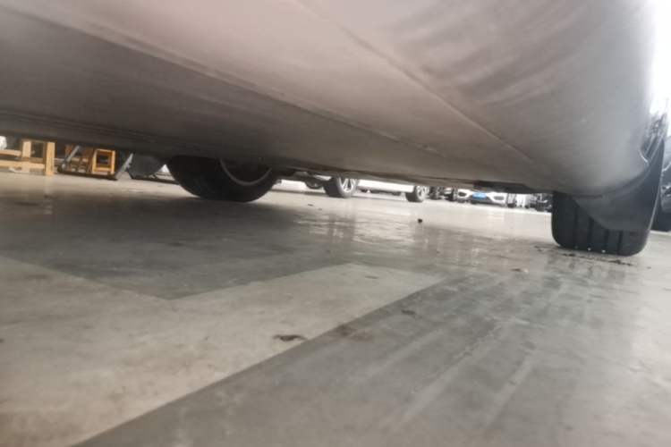 Used Tesla Model Y 2022 Revised Version Rear-Wheel Drive Right Side Sill