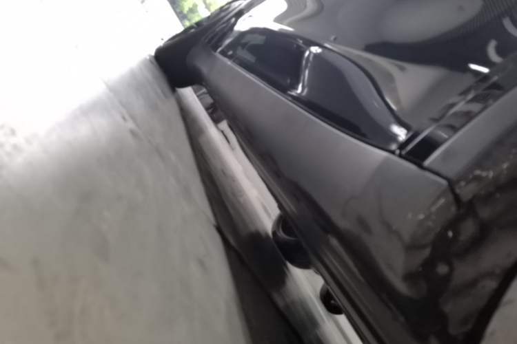 Used Tesla Model Y 2022 Revised Version Rear-Wheel Drive Right Side Sill