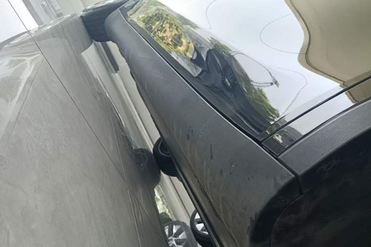 Used Tesla Model Y 2022 Revised Version Rear-Wheel Drive Right Side Sill