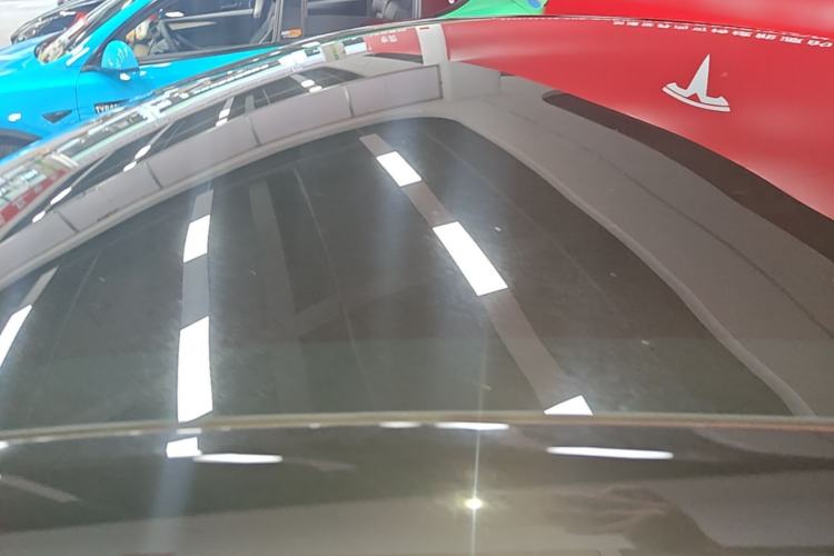 Used Tesla Model Y 2022 Long-Range All-Wheel-Drive Version Roof