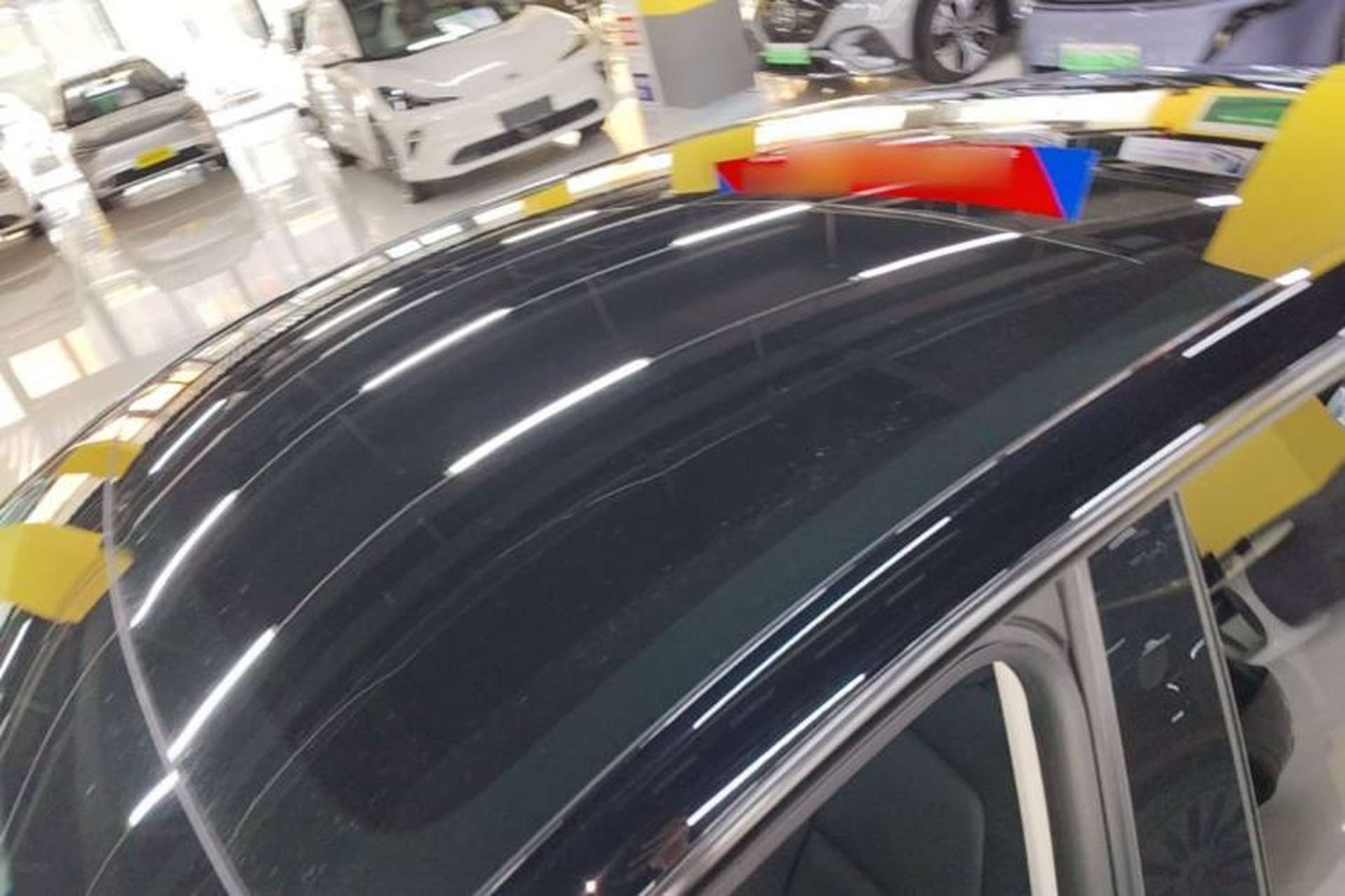 Used Tesla Model Y 2022 Rear-Wheel-Drive Version Roof