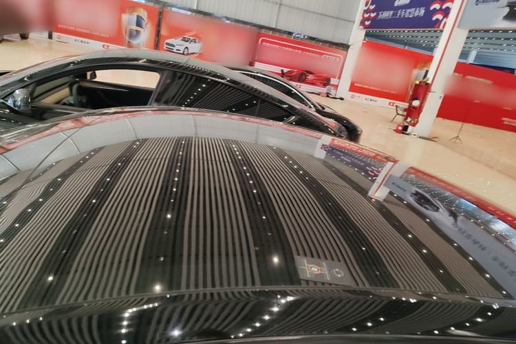 Used Tesla Model Y 2022 Rear-Wheel-Drive Version Roof