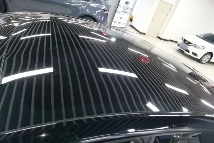 Used Tesla Model Y 2022 Rear-Wheel-Drive Version Roof