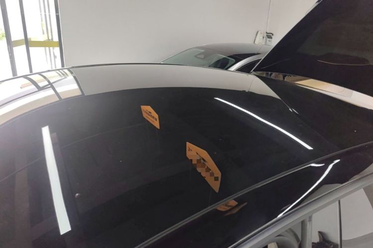 Used Tesla Model Y 2022 Rear-Wheel-Drive Version Roof