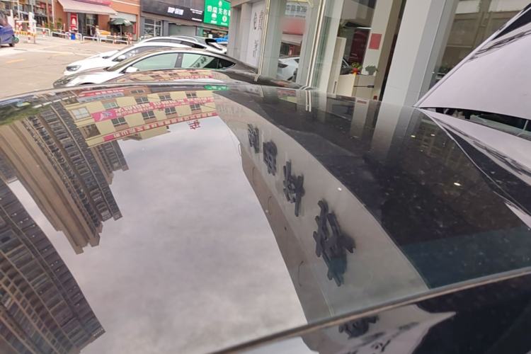 Used Tesla Model Y 2022 Rear-Wheel-Drive Version Roof