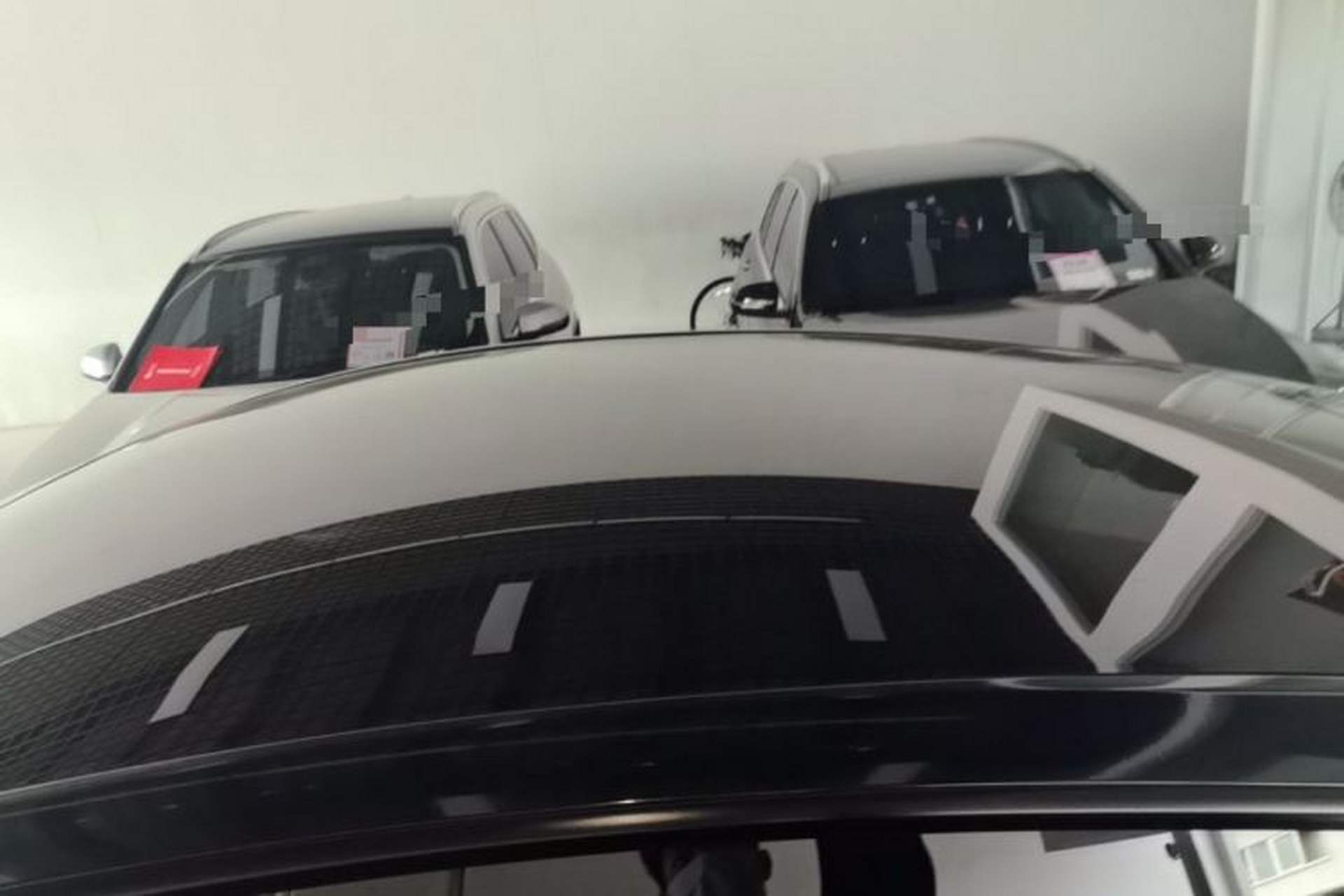 Used Tesla Model Y 2022 Rear-Wheel-Drive Version Roof
