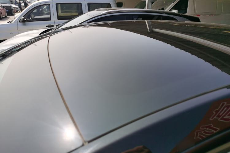 Used Tesla Model Y 2022 Rear-Wheel-Drive Version Roof