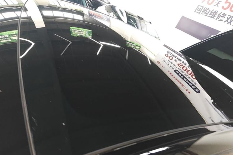 Used Tesla Model Y 2022 Rear-Wheel-Drive Version Roof