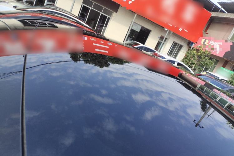 Used Tesla Model Y 2022 Rear-Wheel-Drive Version Roof