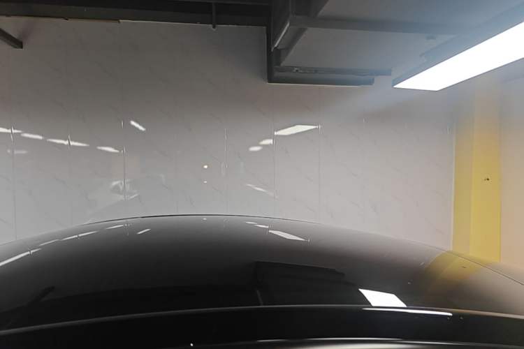 Used Tesla Model Y 2022 Rear-Wheel-Drive Version Roof