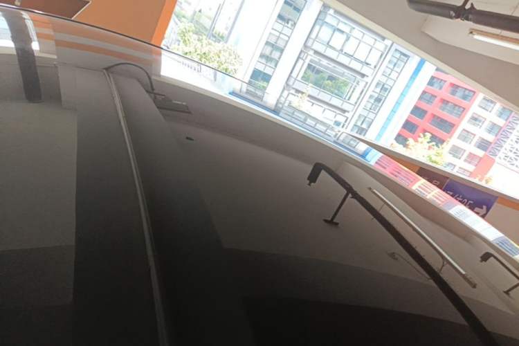 Used Tesla Model Y 2022 Rear-Wheel-Drive Version Roof