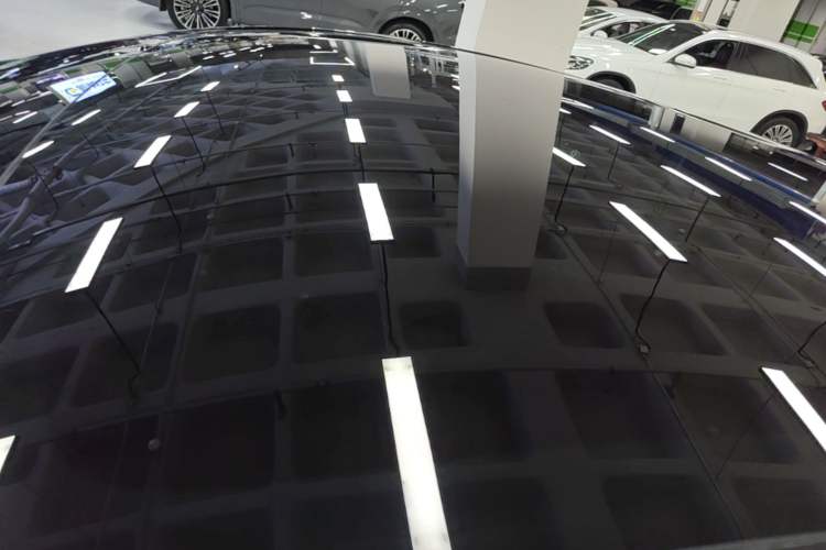 Used Tesla Model Y 2022 Rear-Wheel-Drive Version Roof