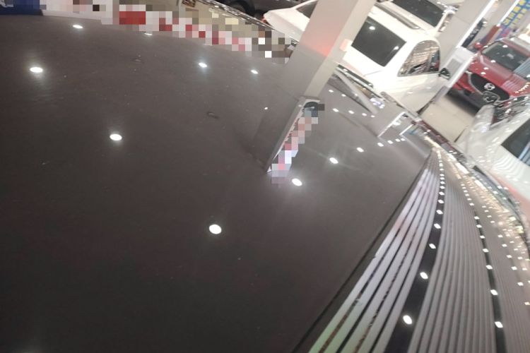 Used Tesla Model Y 2022 Rear-Wheel-Drive Version Roof