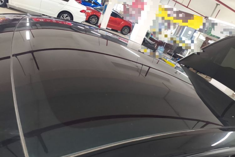 Used Tesla Model Y 2022 Rear-Wheel-Drive Version Roof