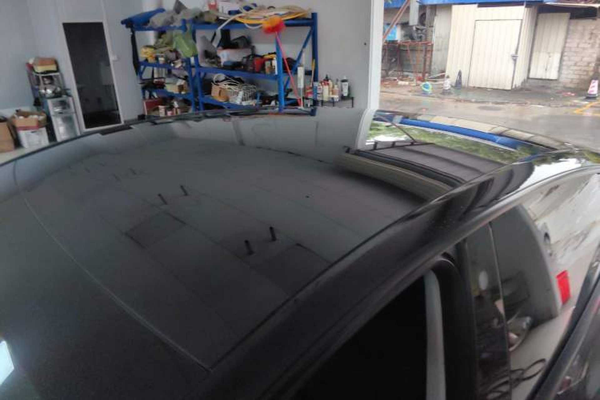 Used Tesla Model Y 2022 Rear-Wheel-Drive Version Roof