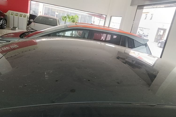 Used Tesla Model Y 2022 Rear-Wheel-Drive Version Roof