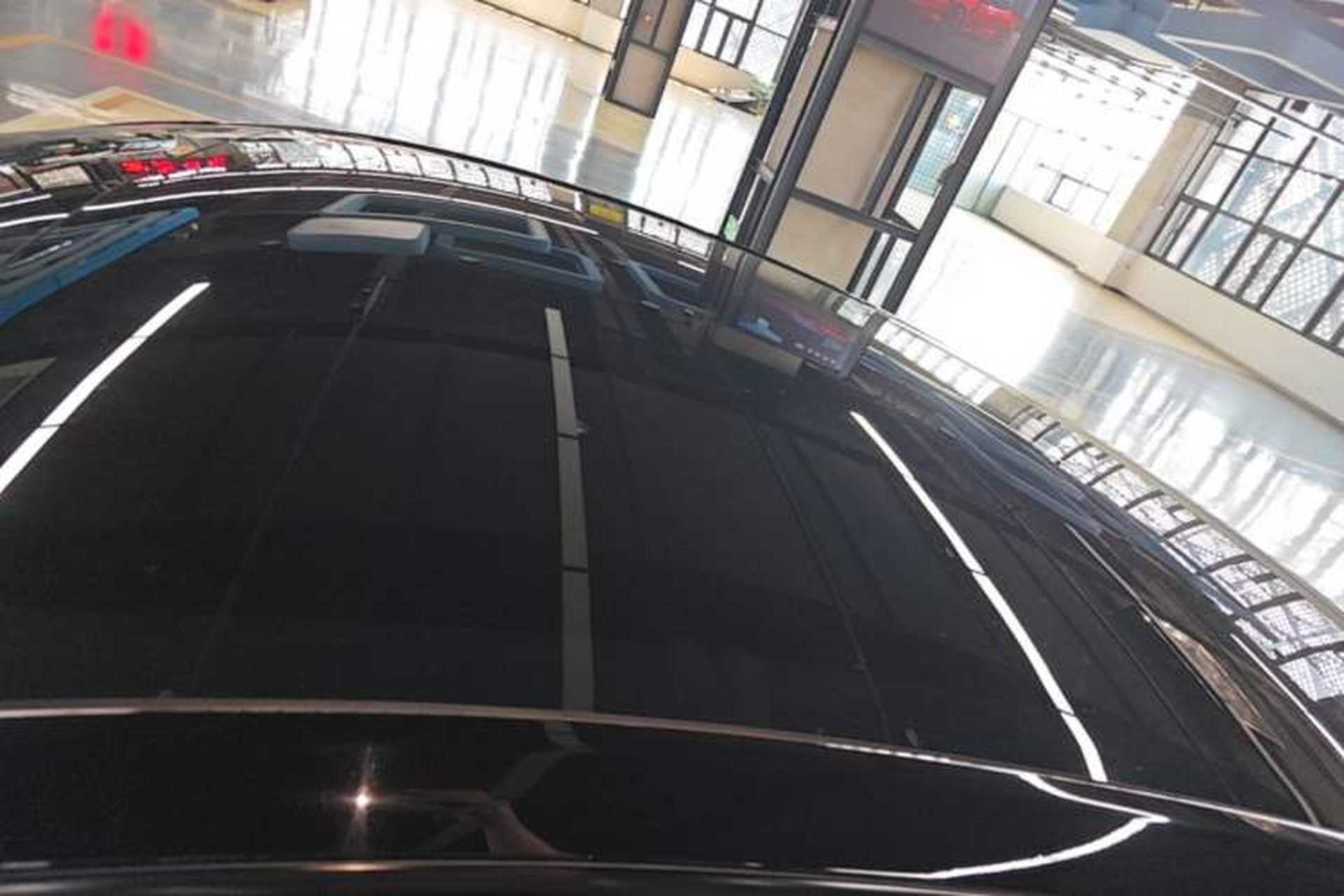 Used Tesla Model Y 2022 Rear-Wheel-Drive Version Roof