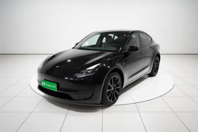Ojetý Tesla Model Y 2022 Revised Version Rear-Wheel Drive