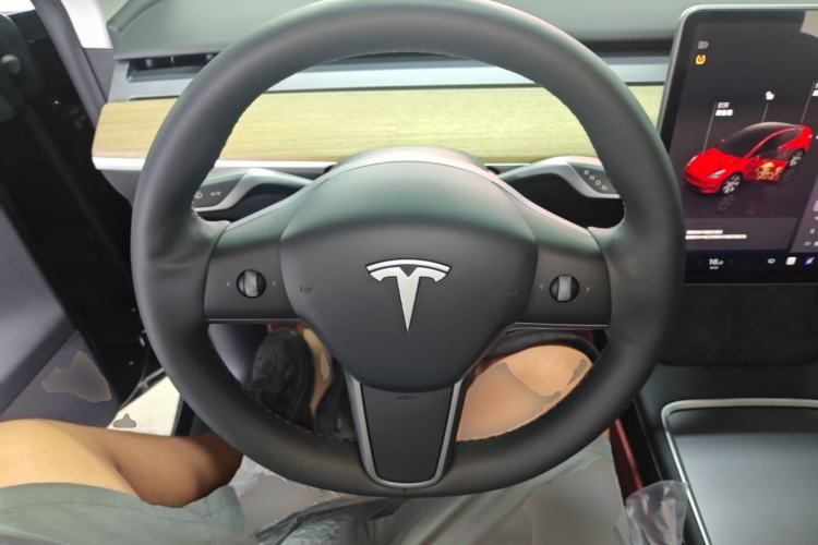 Used Tesla Model Y 2022 Revised Version Rear-Wheel Drive Steering Wheel