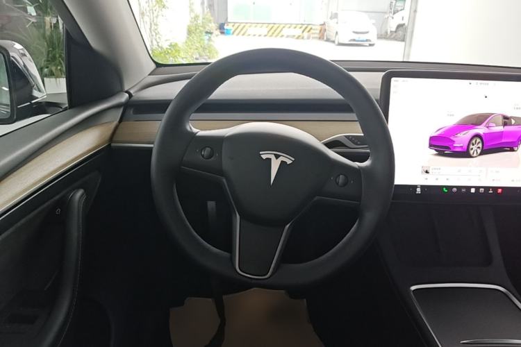 Used Tesla Model Y 2022 Revised Version Rear-Wheel Drive Steering Wheel