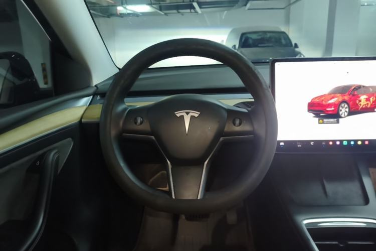 Used Tesla Model Y 2022 Revised Version Rear-Wheel Drive Steering Wheel